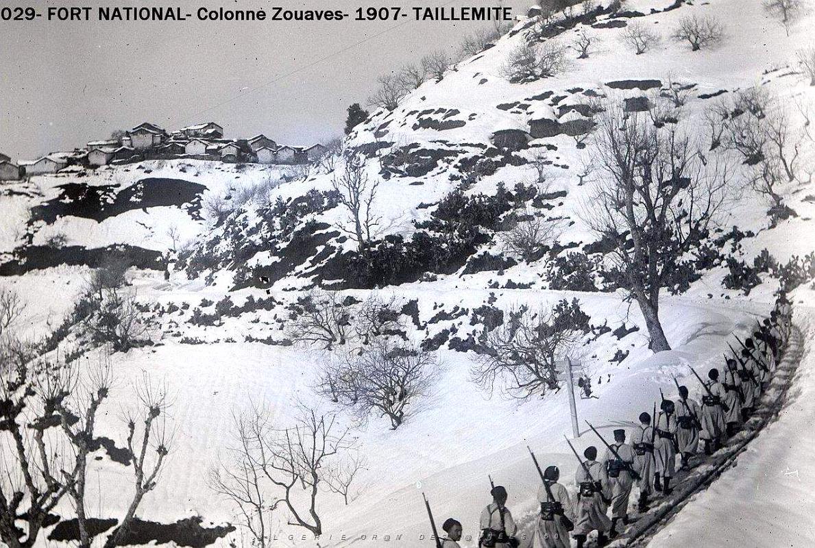 029- Fort National Azouza- Colonne de Zouaves- 1907- Taillemite.jpg